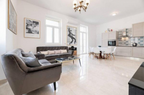 4-Bedroom apt 1 min from Bacvice beach